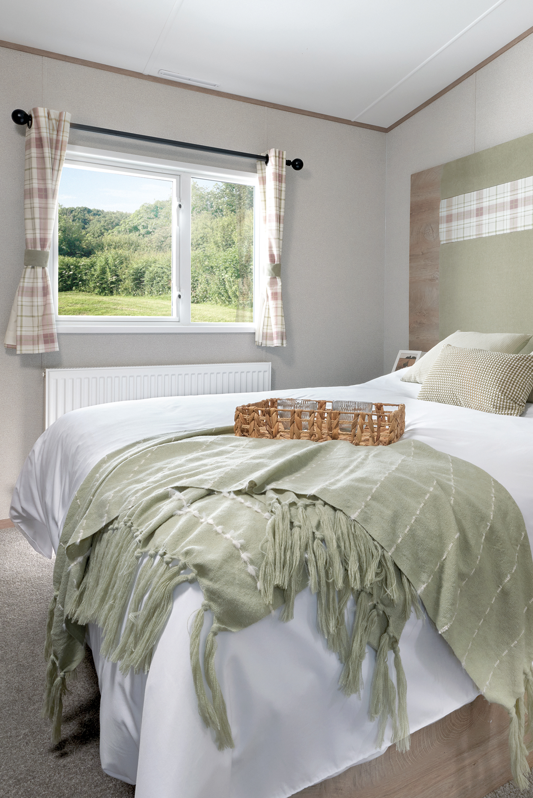 The Keswick features