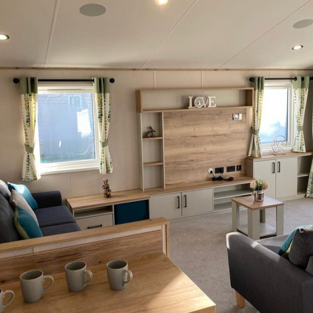 The ABI Kielder awaiting its new owners at New Beach Holiday Park in Kent 🤩

📸 Newbe