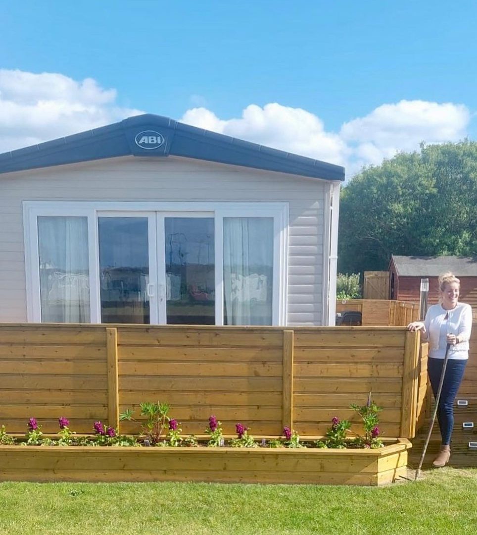 It’s the time of year to get your ABI’s summer ready!

📸 Hilly Skilly Caravan Park <a target